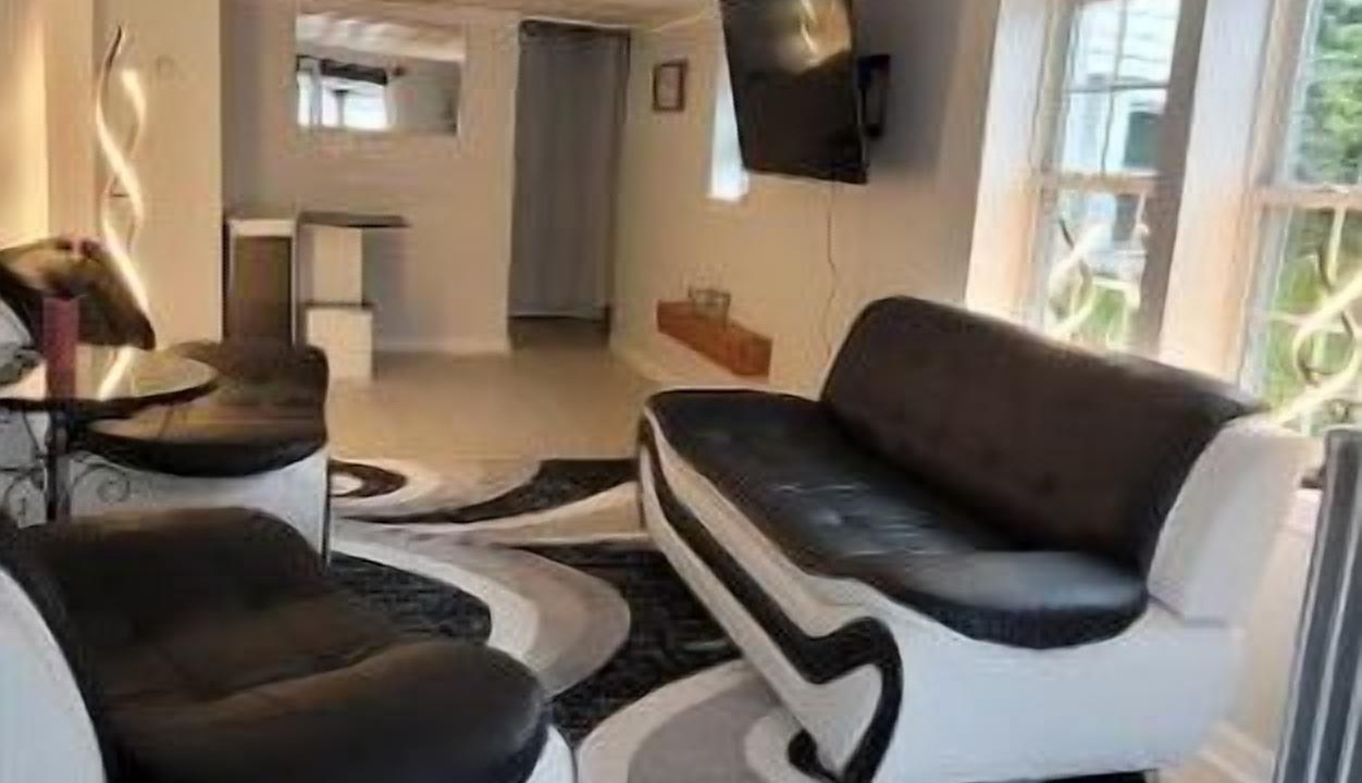 Photo of Livingroom in East Irondequoit