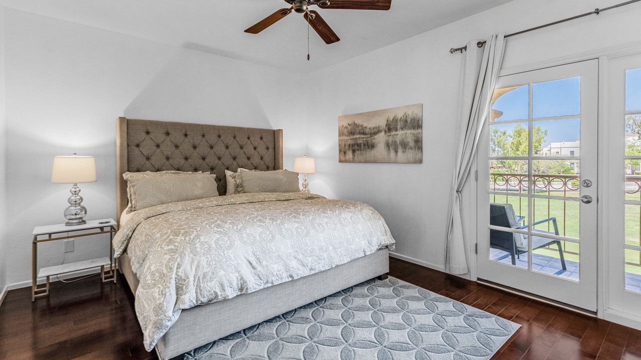 Photo of Bedroom in Biltmore Courts