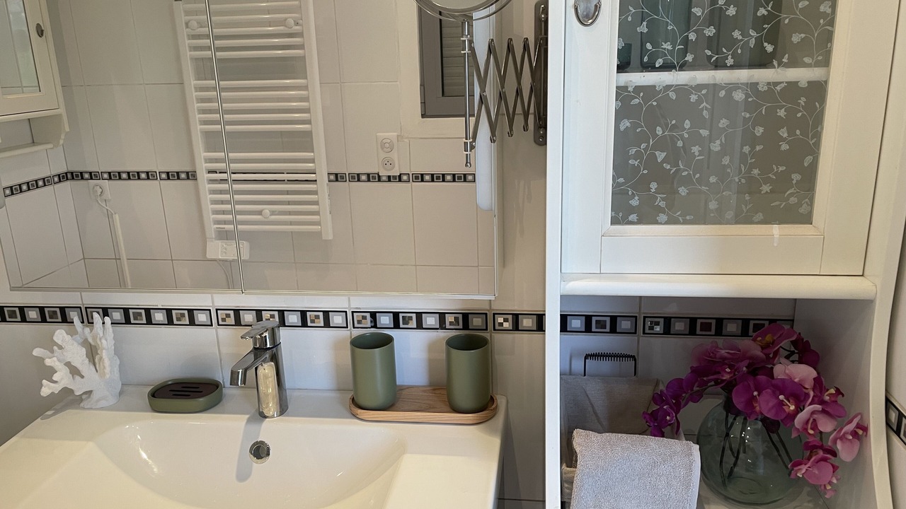 Photo of Bathroom in Neuilly-sur-Seine