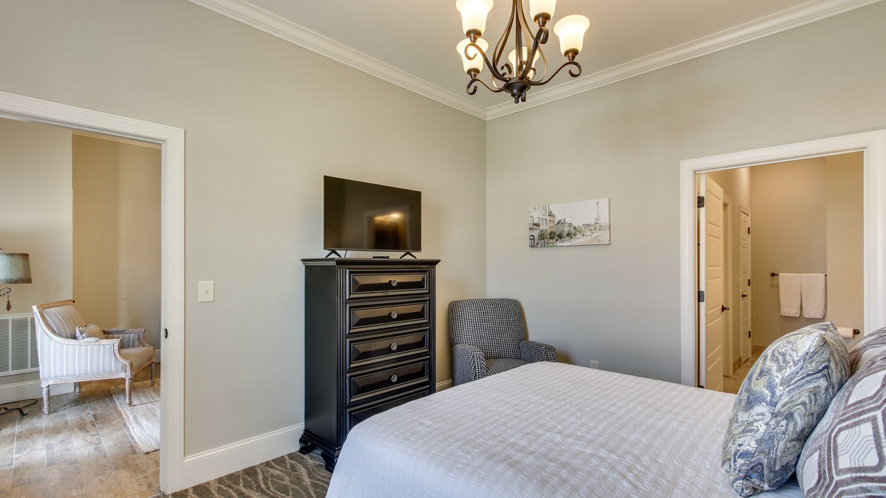 Photo of Bedroom in Lawrence County