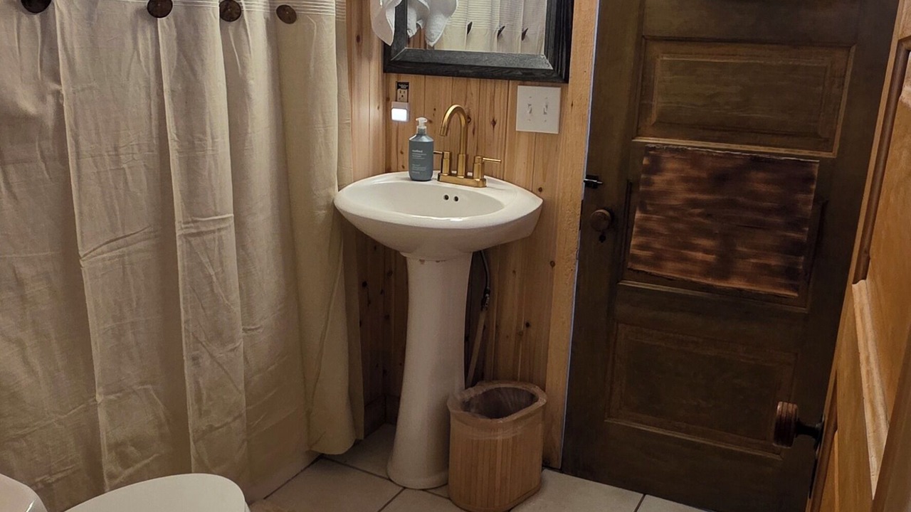 Photo of Bathroom in Elba