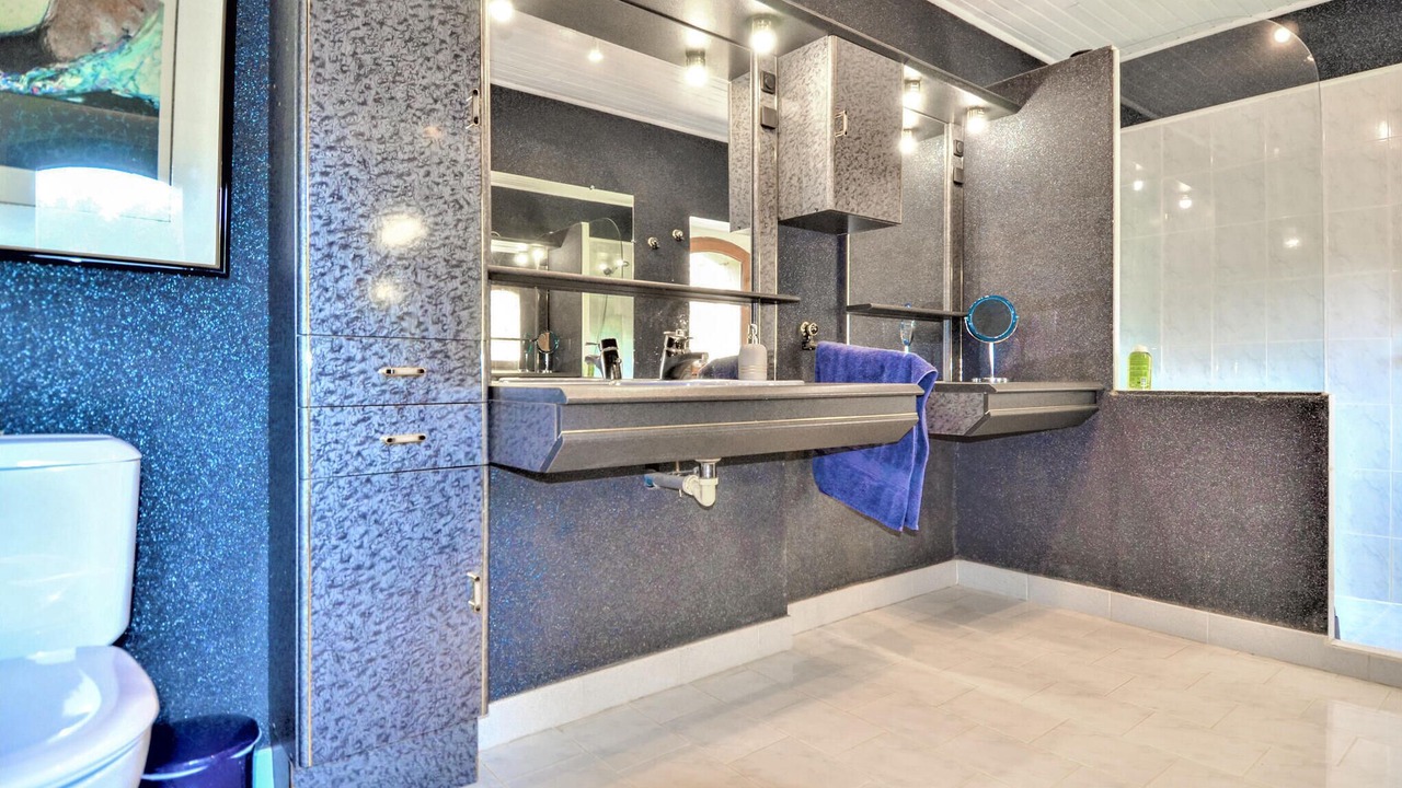 Photo of Bathroom in Saint-Jean-de-Valeriscle