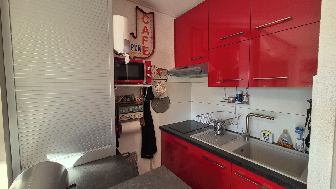 Photo of Kitchen in Les Deserts