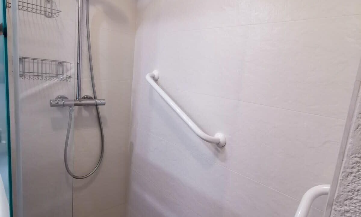 Photo of Bathroom in Les Deserts