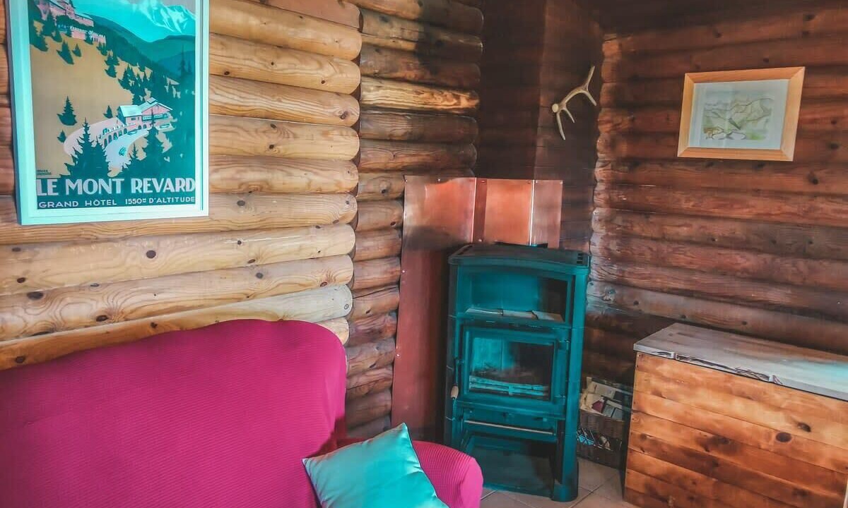 Photo of Livingroom in Pugny-Chatenod