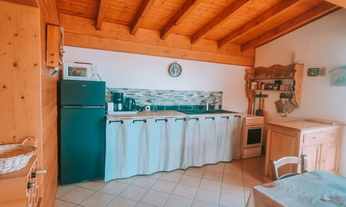 Photo of Kitchen in Pugny-Chatenod