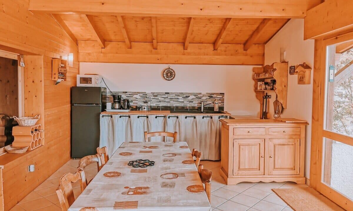 Photo of Kitchen in Pugny-Chatenod