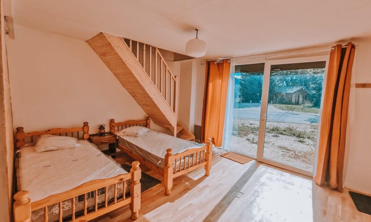 Photo of Bedroom in Pugny-Chatenod