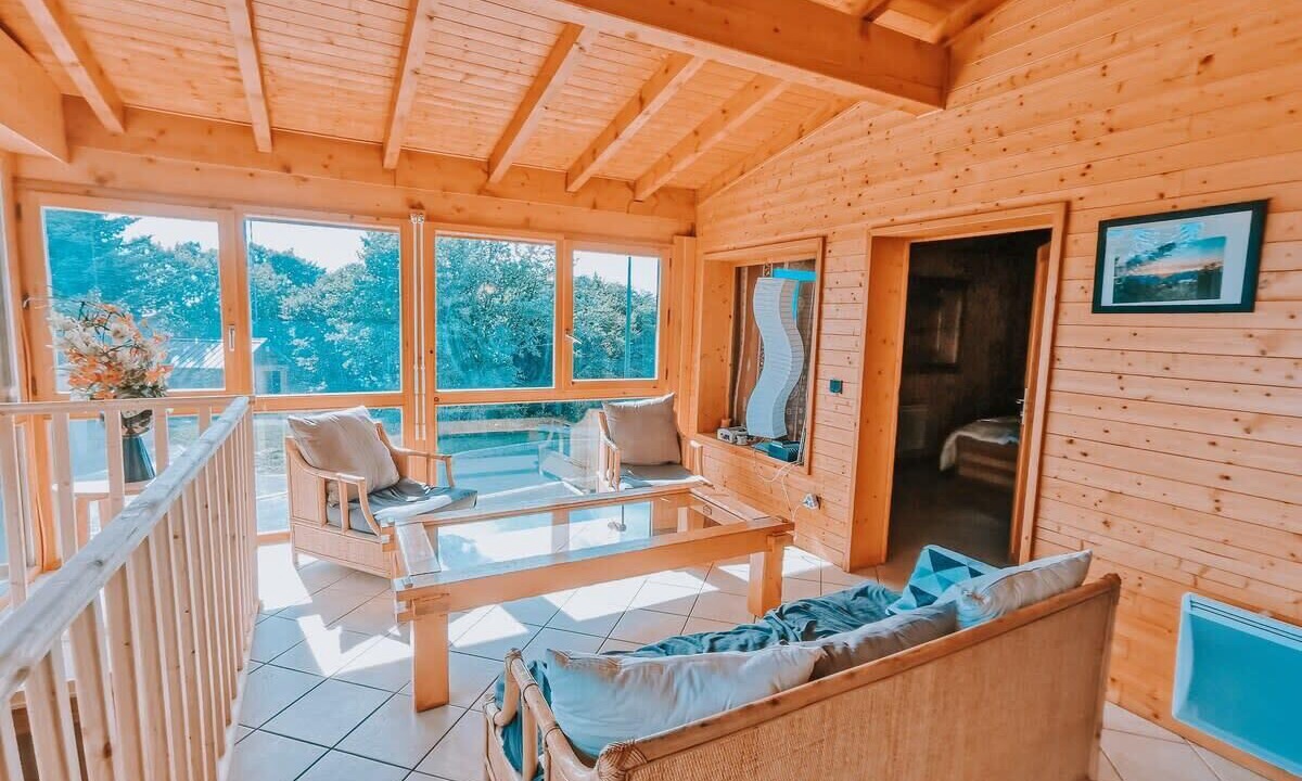 Photo of Livingroom in Pugny-Chatenod