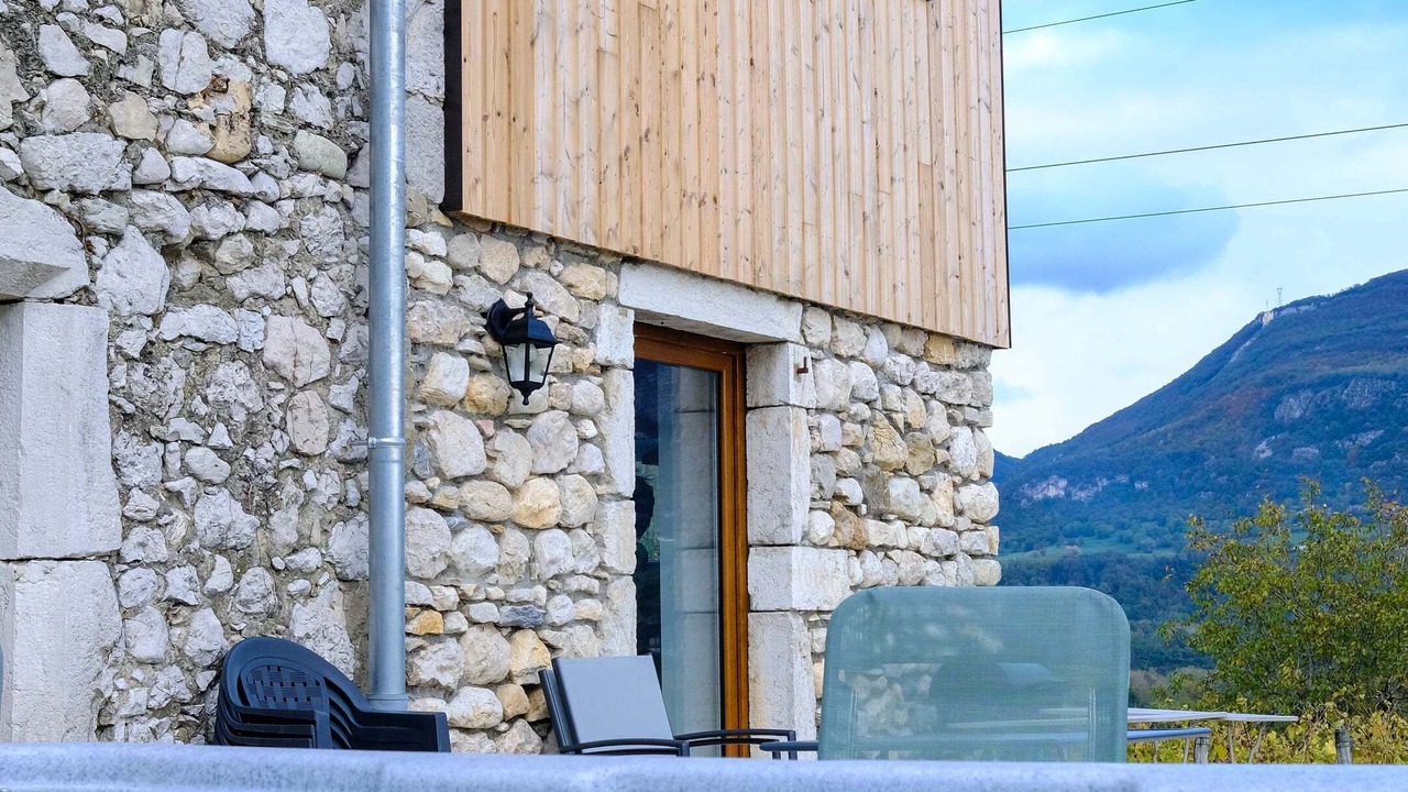 Photo of Outdoor in Anglefort
