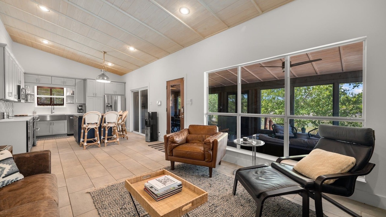 Photo of Others in Spicewood