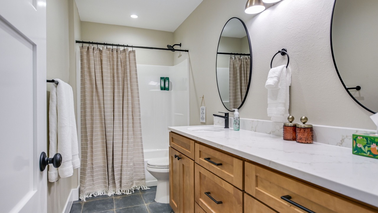 Photo of Bathroom in Forest North Estates