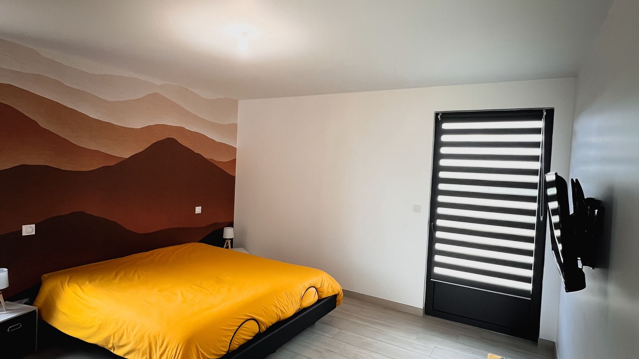 Photo of Bedroom in Roz-Landrieux