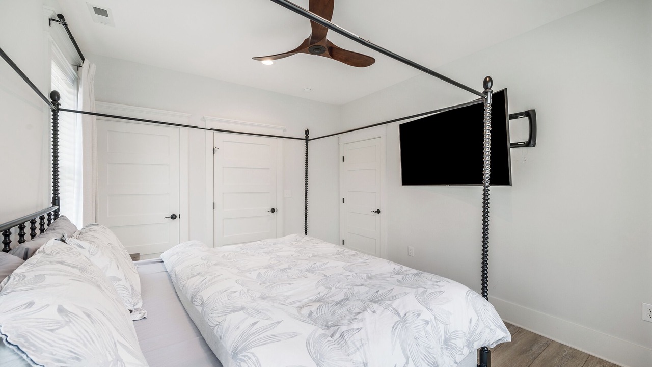 Photo of Bedroom in Forest