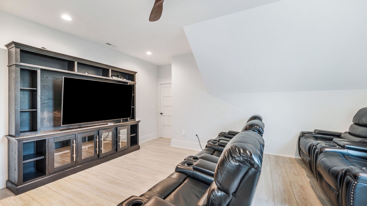 Photo of Livingroom in Forest