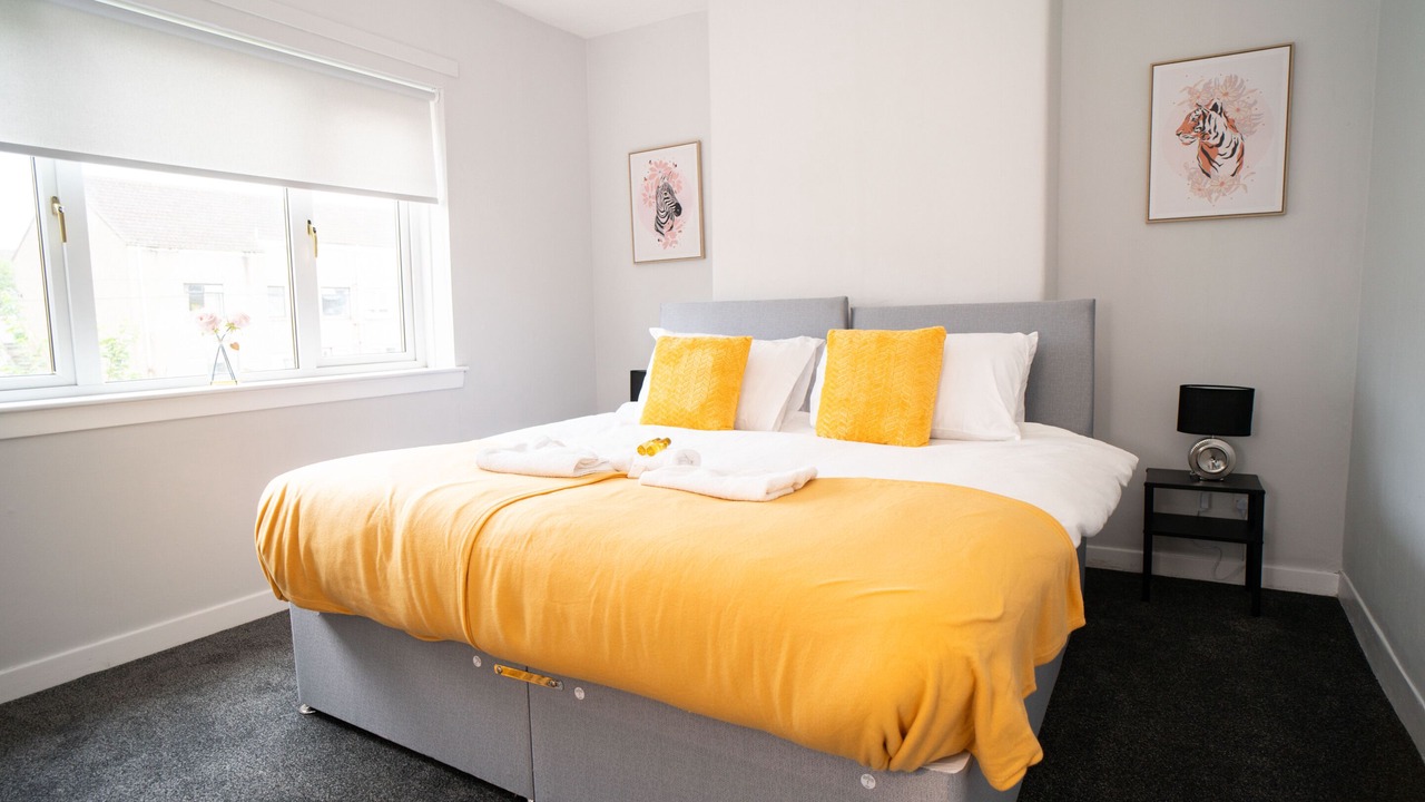 Photo of Others in Linthouse