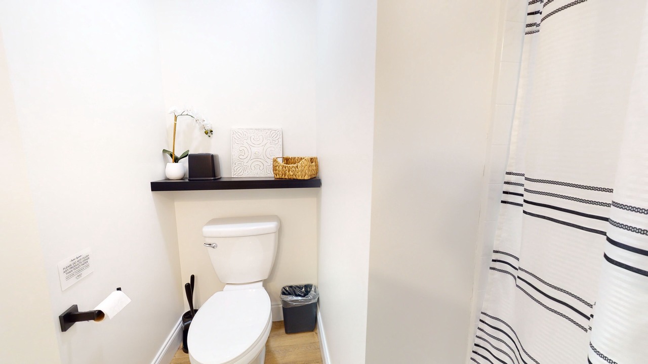 Photo of Bathroom in Ashley Oaks