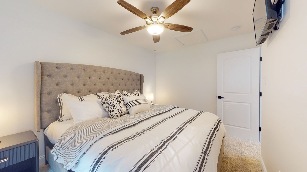 Photo of Bedroom in Ashley Oaks