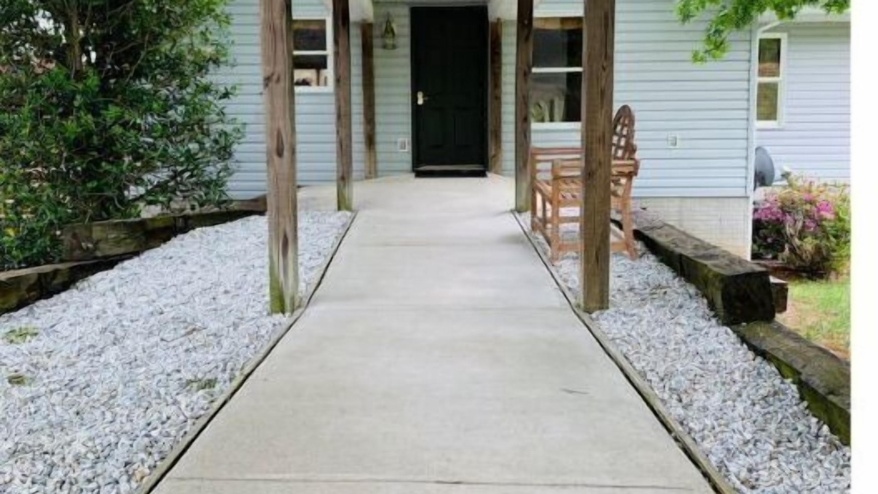 Photo of Outdoor in Roseland