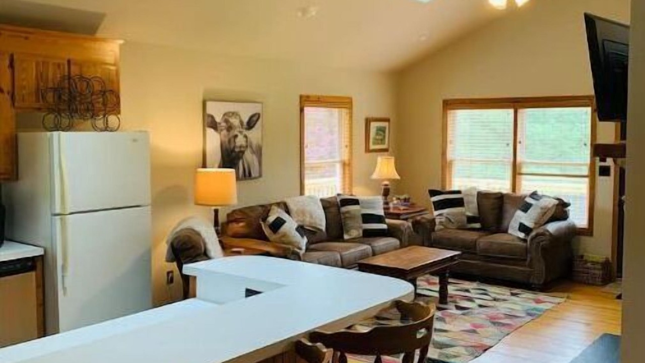 Photo of Livingroom in Roseland