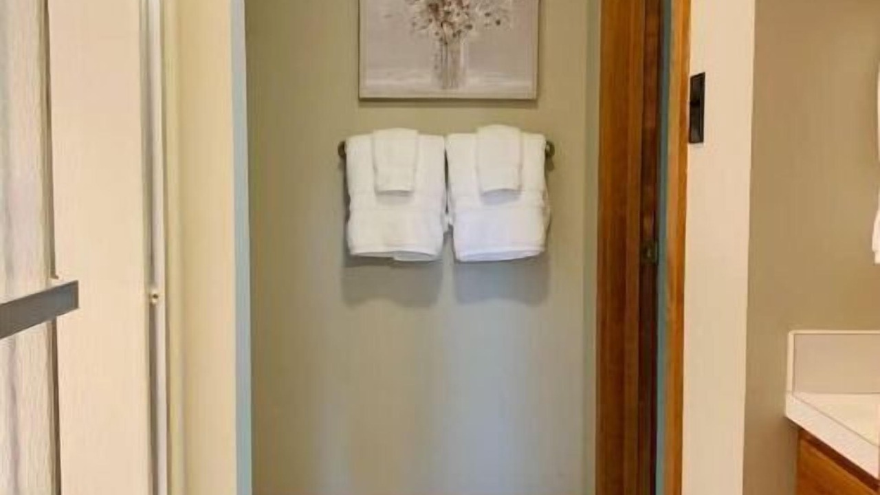 Photo of Bathroom in Roseland