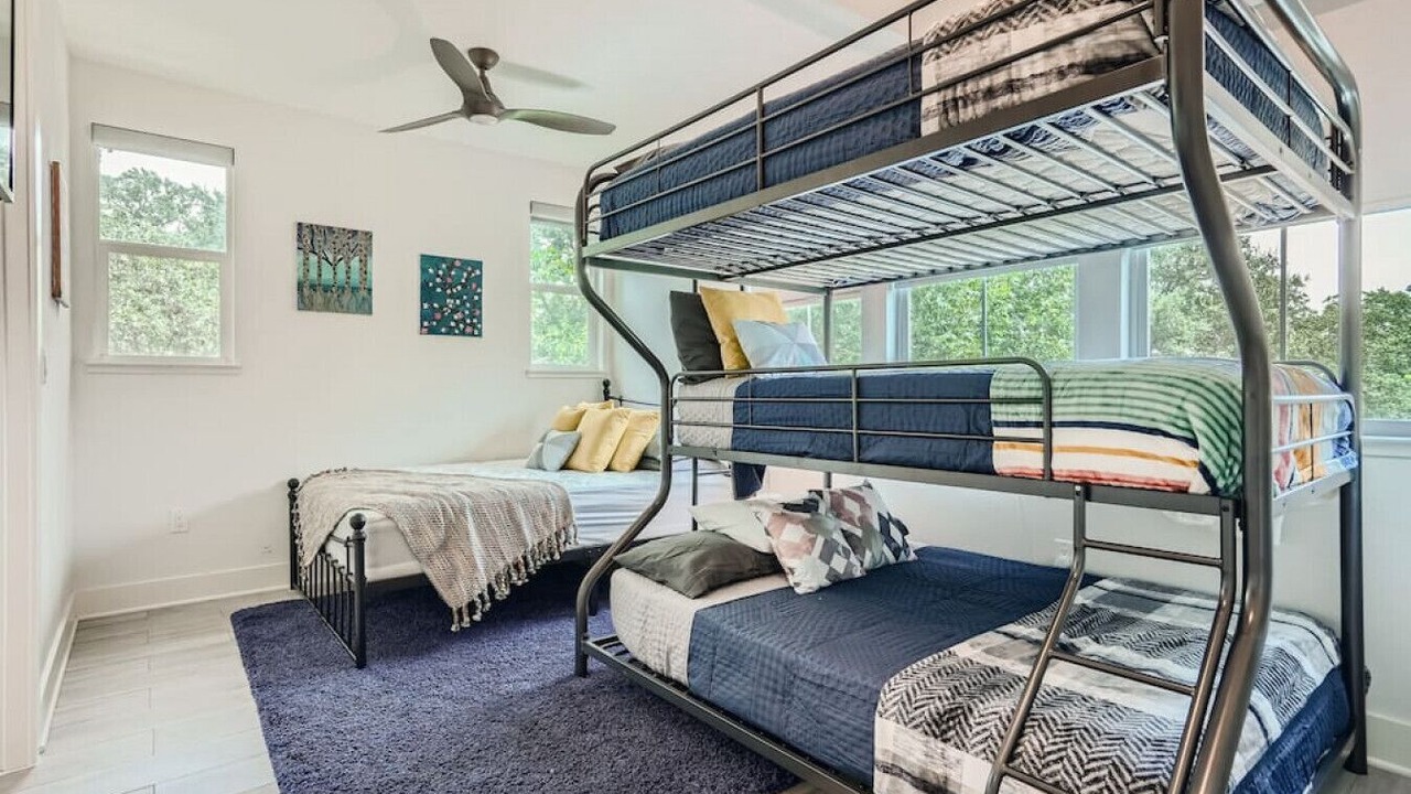 Photo of Bedroom in Barton Hills