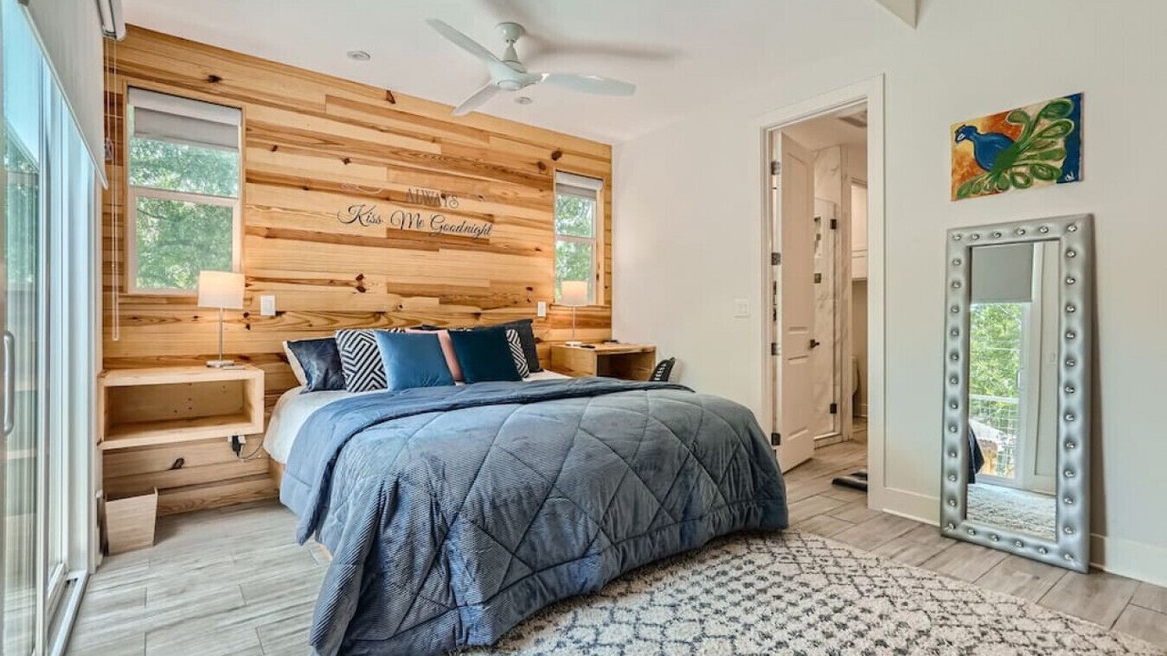 Photo of Bedroom in Barton Hills