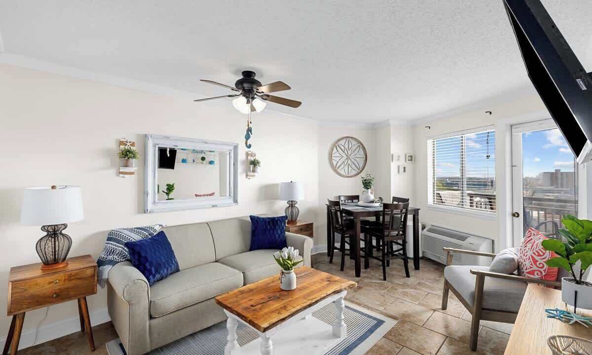 Photo of Livingroom in Myrtle Beach