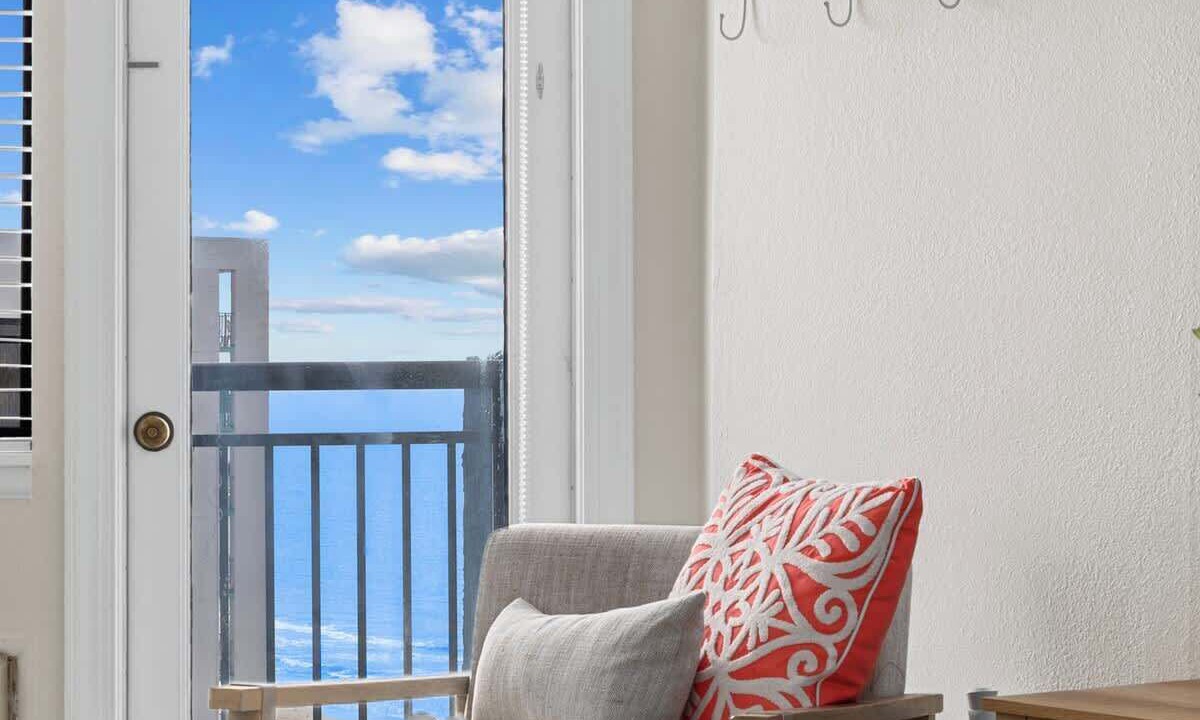 Photo of Livingroom in Myrtle Beach