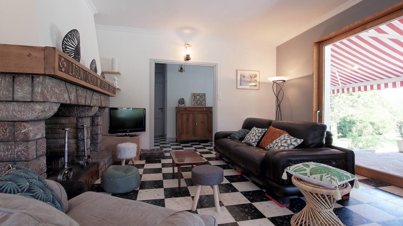 Photo of Livingroom in Ascarat