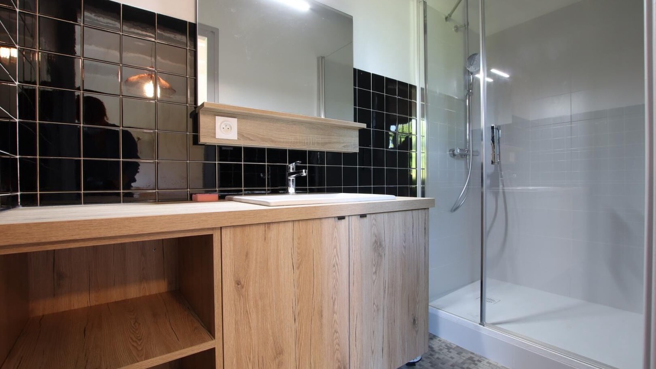 Photo of Bathroom in Ascarat