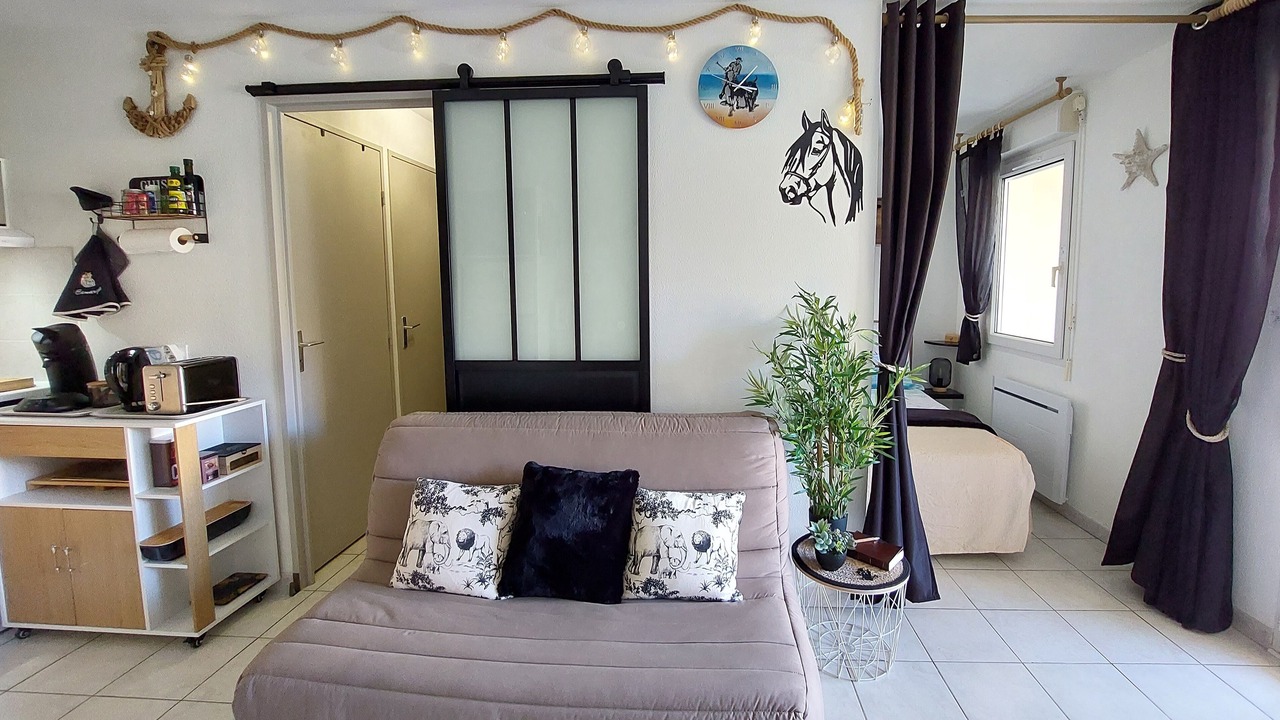 Photo of Bedroom in Palavas-les-Flots