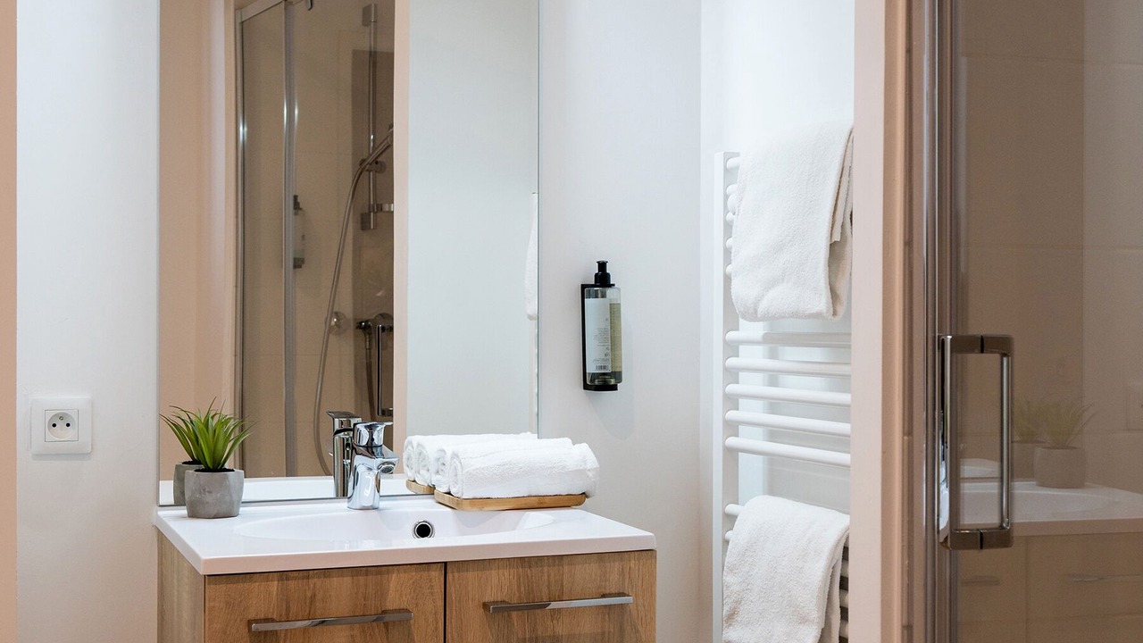 Photo of Bathroom in Centre Ville