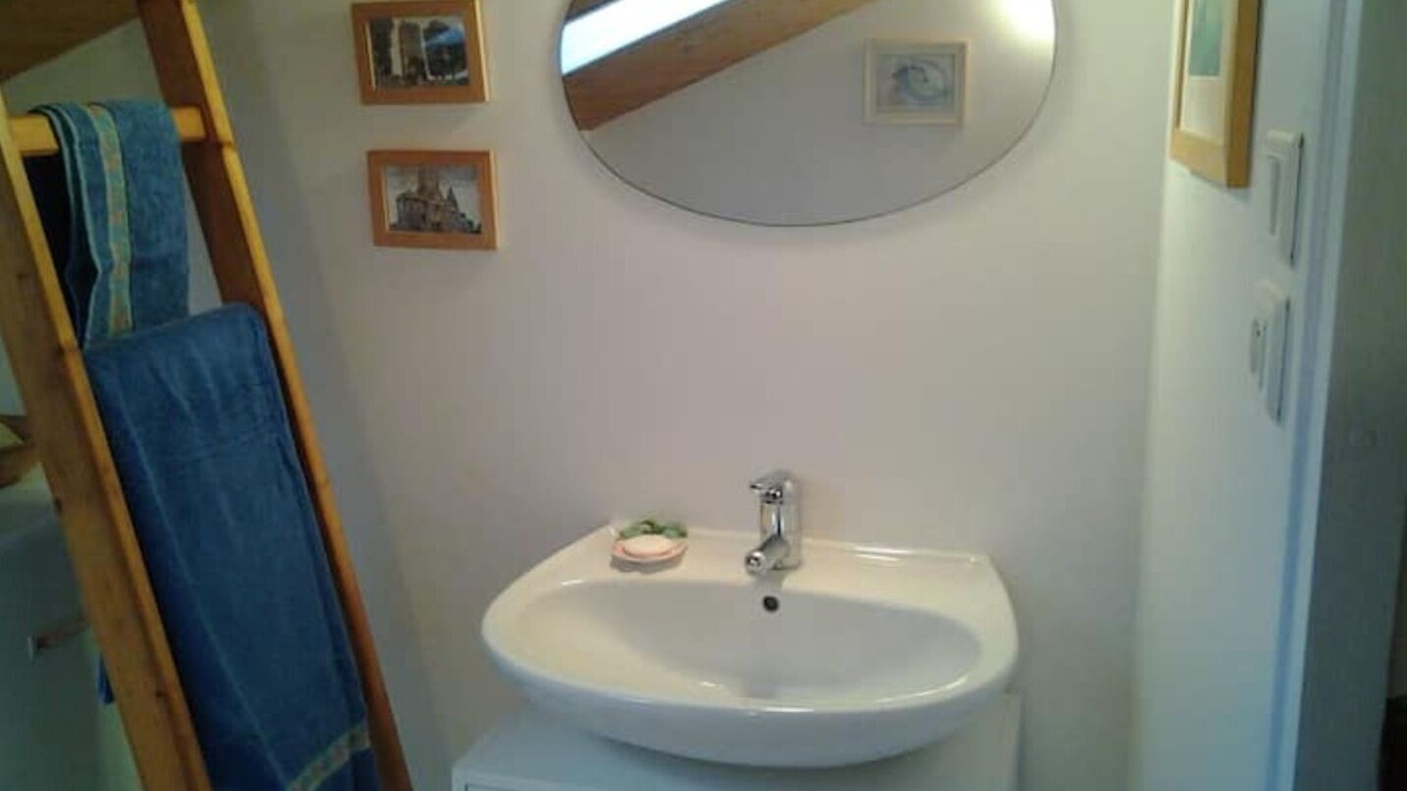Photo of Bathroom in Pissotte