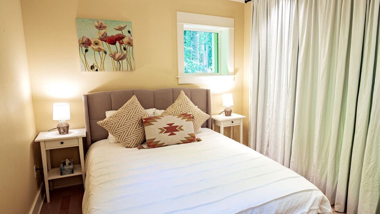 Photo of Bedroom in Port Angeles