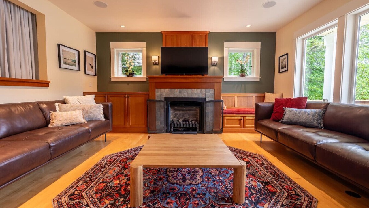 Photo of Livingroom in Port Angeles