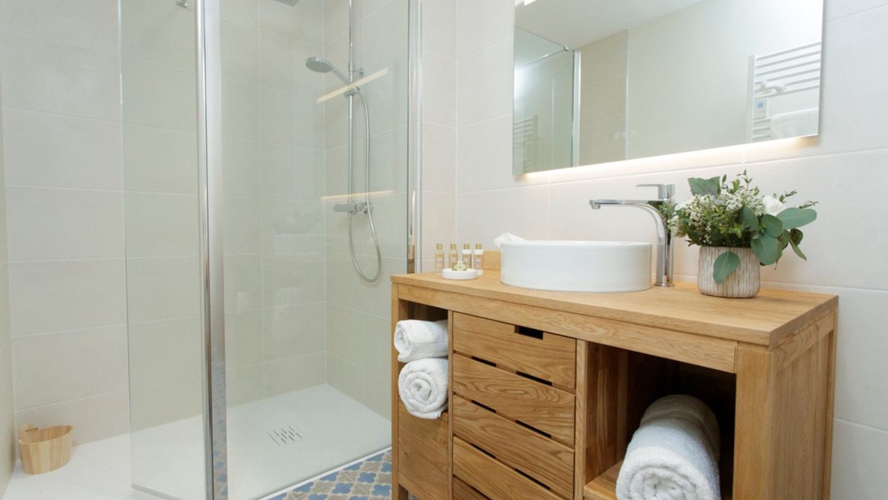 Photo of Bathroom in Aix-en-Issart