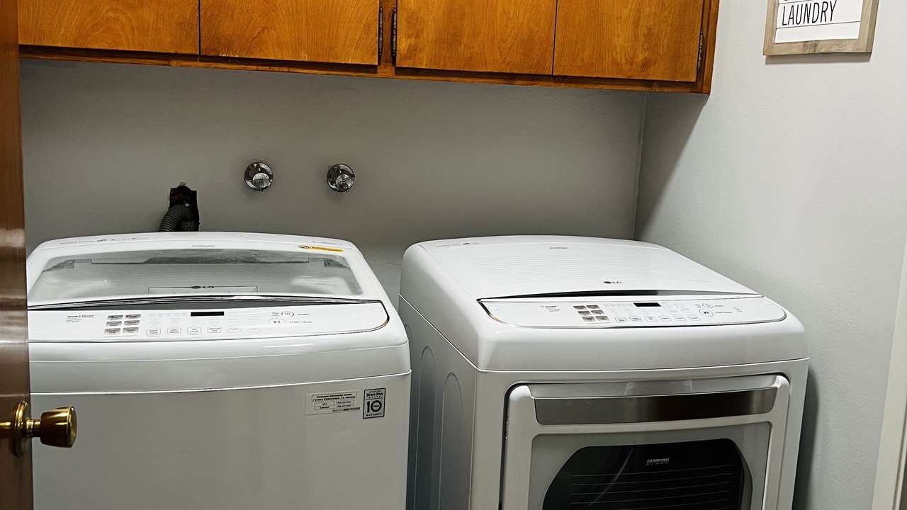 Photo of Others in Victor