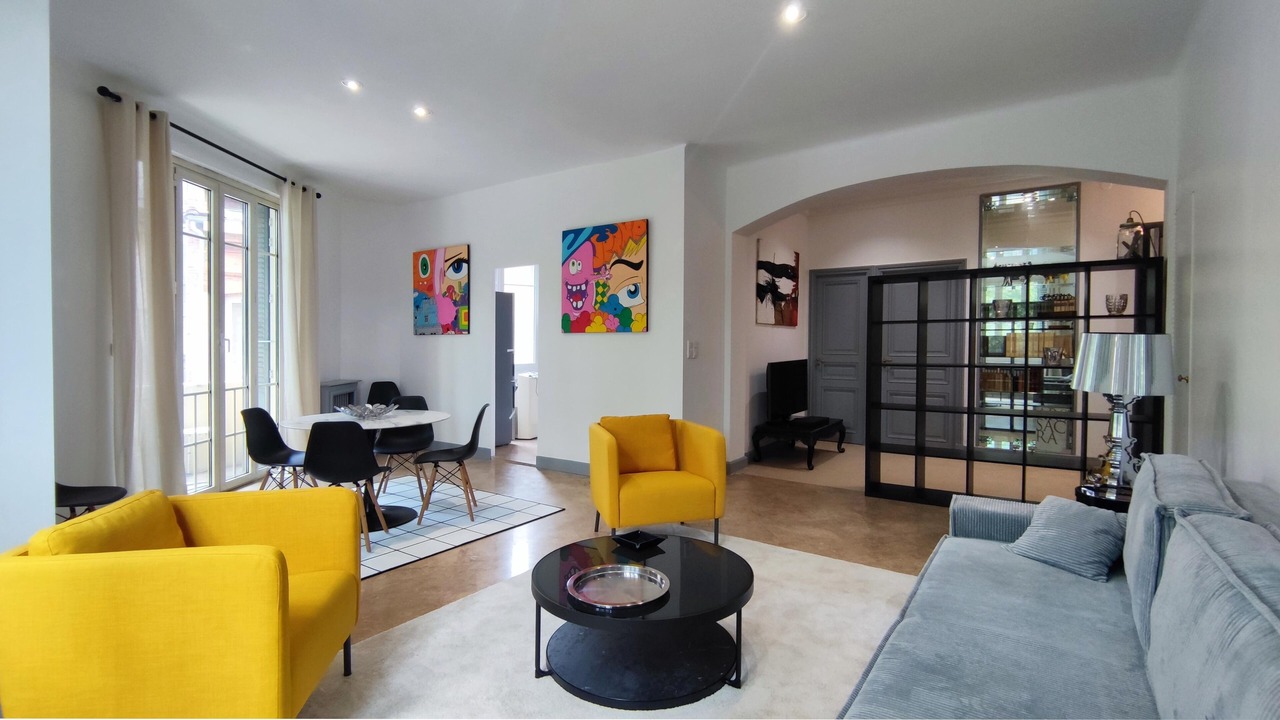 Photo of Livingroom in Saint - Aubin - Dupuy