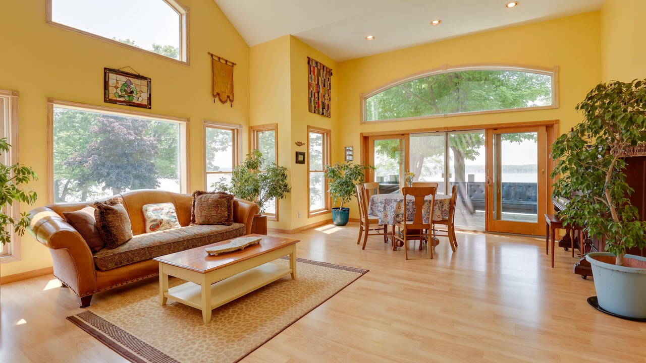 Photo of Bedroom in Teall Beach