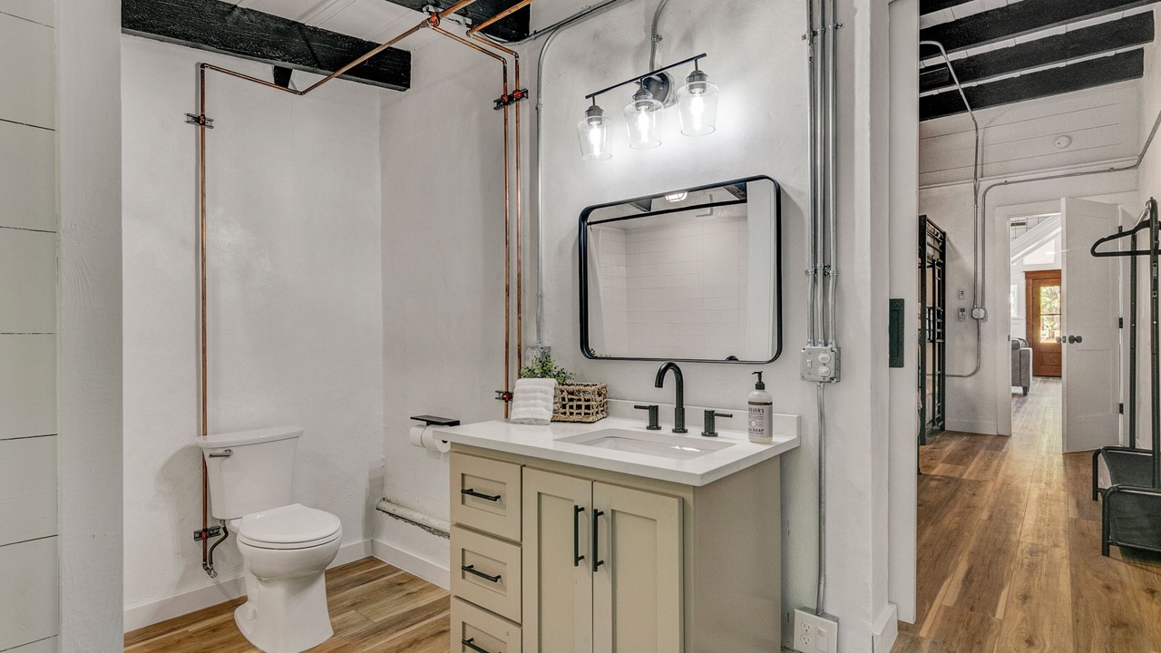 Photo of Bathroom in Brookeland