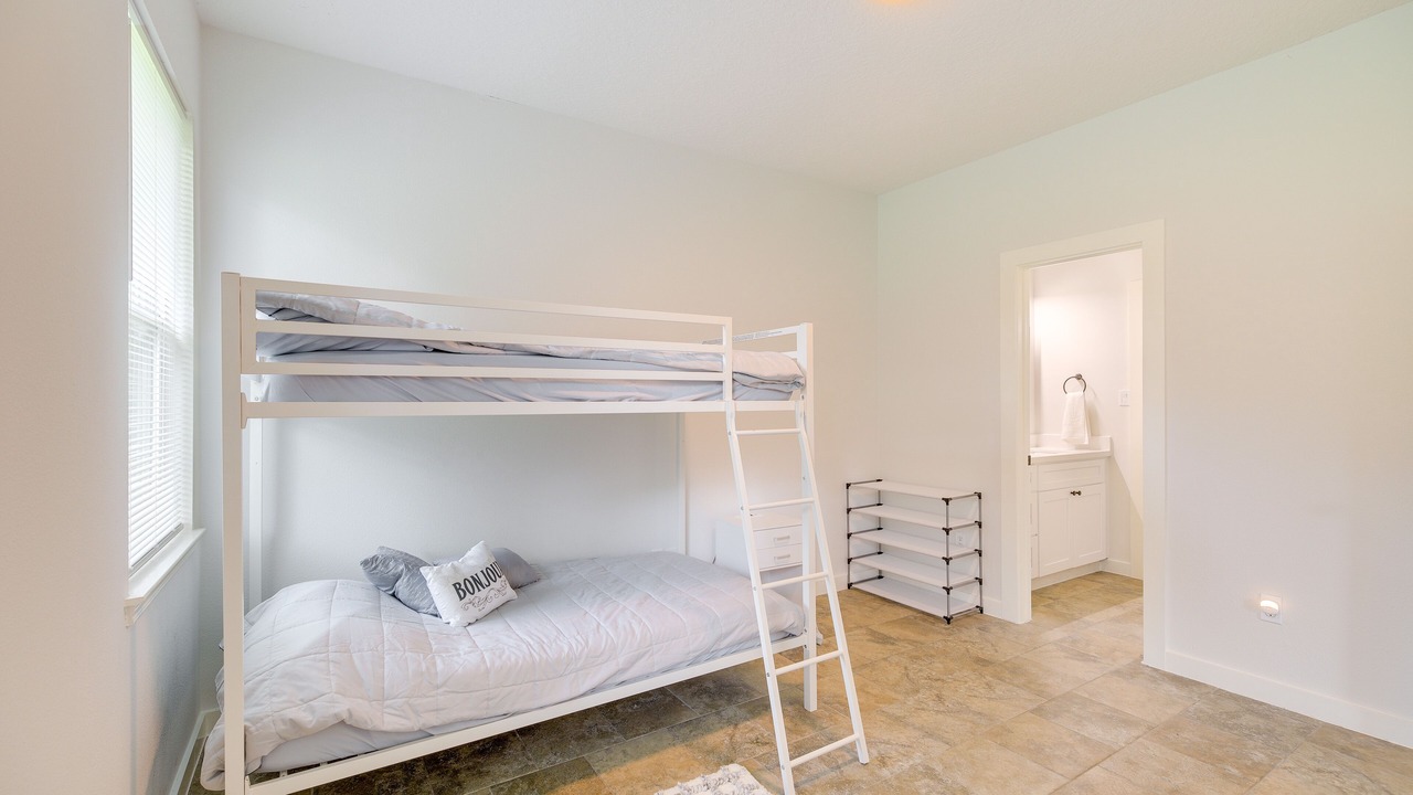Photo of Bedroom in Hull