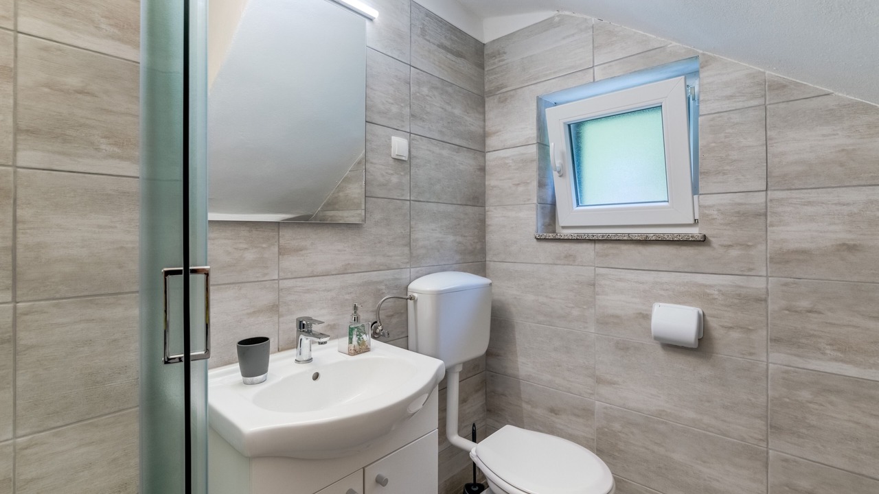 Photo of Bathroom in Fuzine