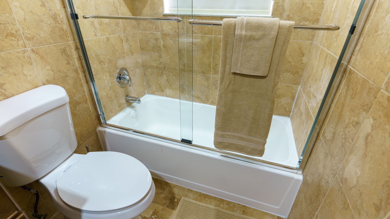 Photo of Bathroom in Miramar