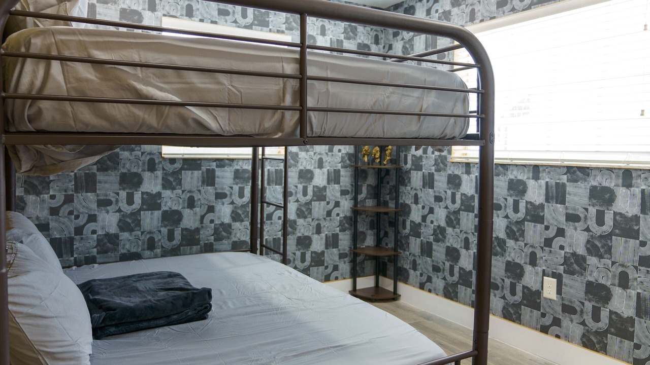 Photo of Bedroom in Miramar