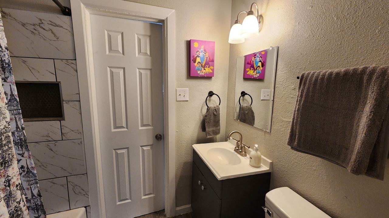Photo of Bathroom in Biggs Field