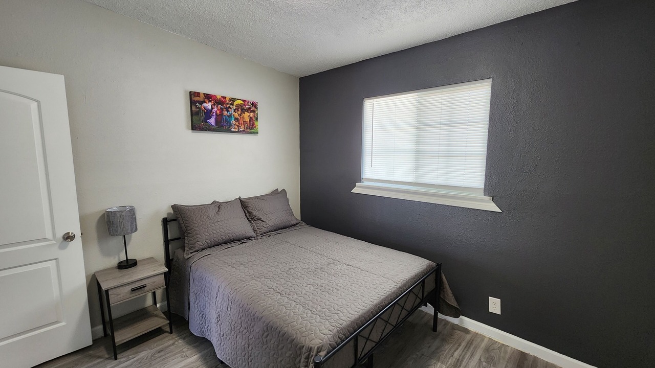 Photo of Bedroom in Biggs Field
