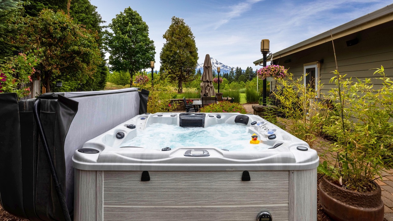 Photo of Outdoor in Parkdale