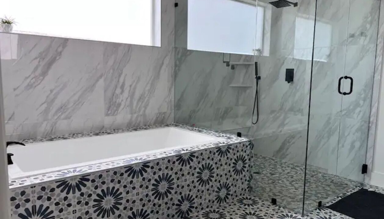 Photo of Bathroom in Far North Central