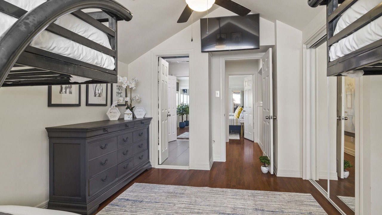 Photo of Bedroom in Beacon Ridge